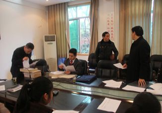 我校迎接全省家庭经济困难学生资助政策落实情况检查